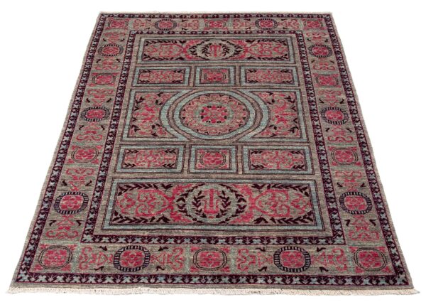 Chob Rang Khotan  235cm x 161cm / 7'9'' x 5'3'' - Image 3